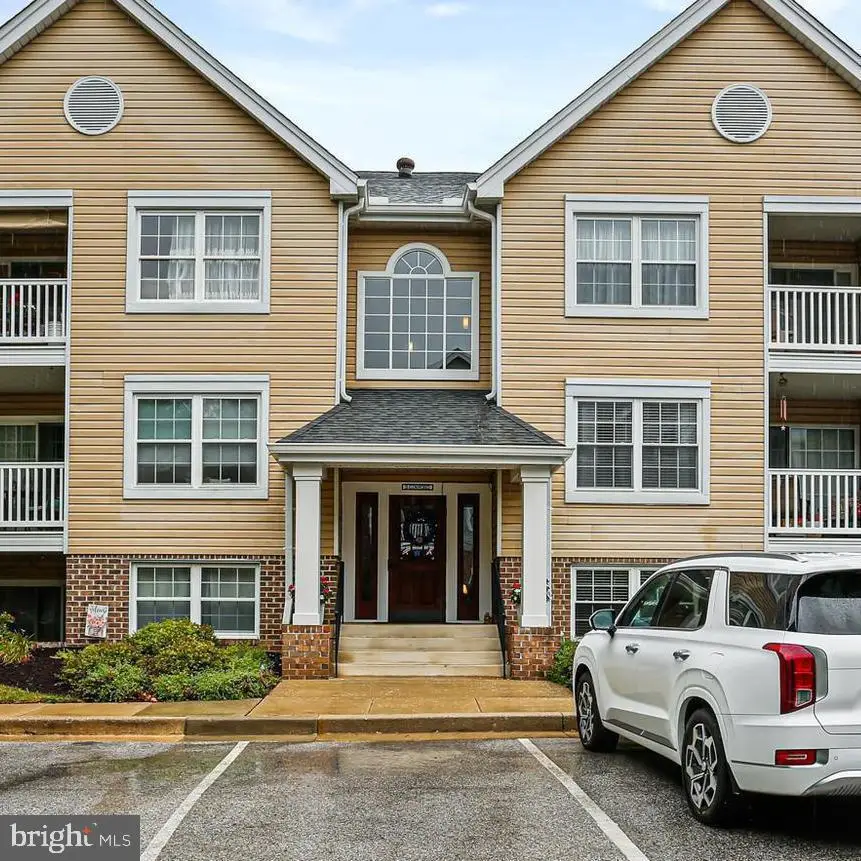 3 Ginford Pl #204, Baltimore, MD 21228 - #1