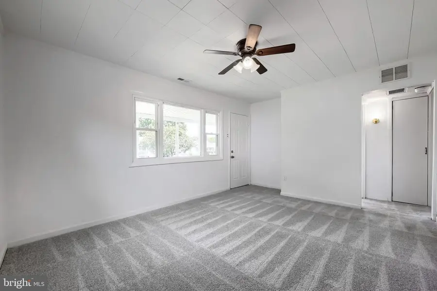3 Honeycomb Rd, Middle River, MD 21220 - #3
