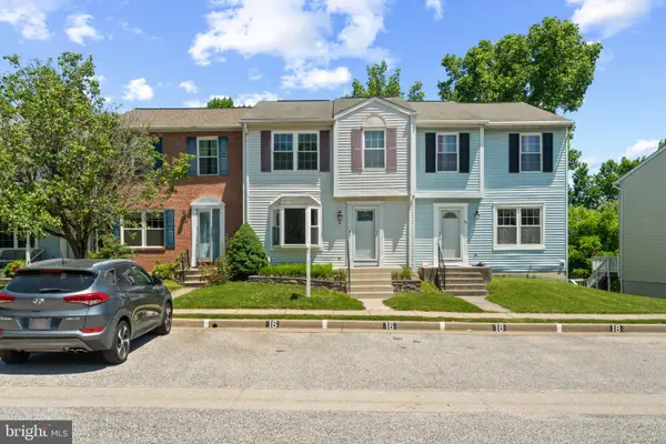 16 Hardwood Dr, ROSEDALE, MD 21237