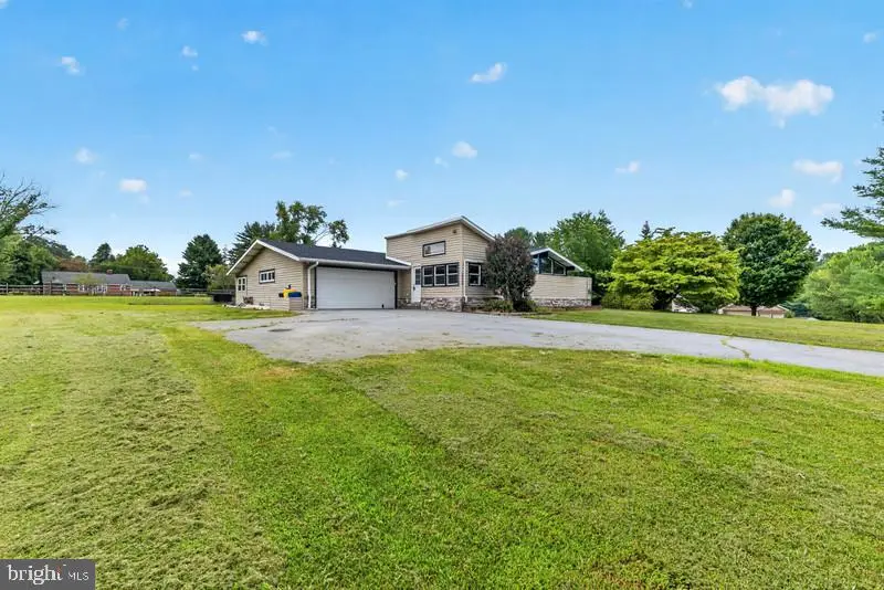 16938 Flickerwood Rd, Parkton, MD 21120 - #2