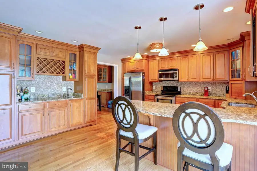 2220 Silver Lane Rd, Essex, MD 21221 - #3
