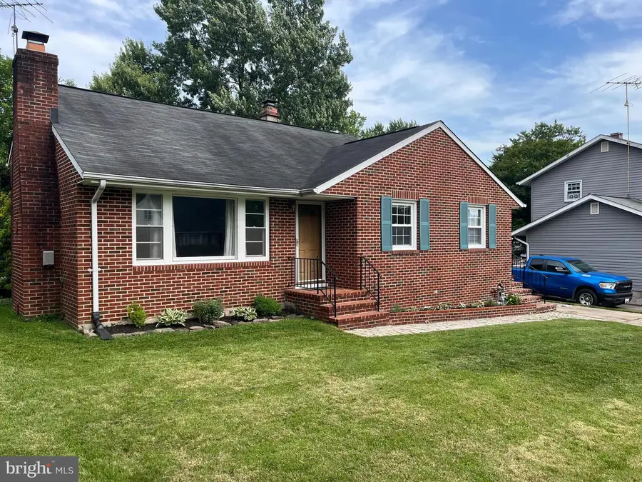 9005 Tammy Rd, Baltimore, MD 21236 - #2