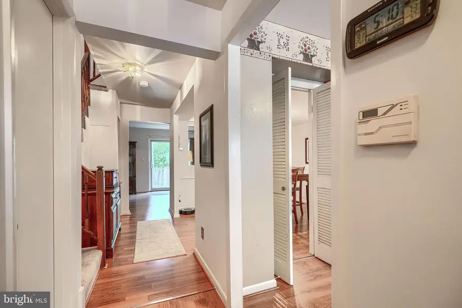 34 Castlebar Ct, Lutherville Timonium, MD 21093 - #3
