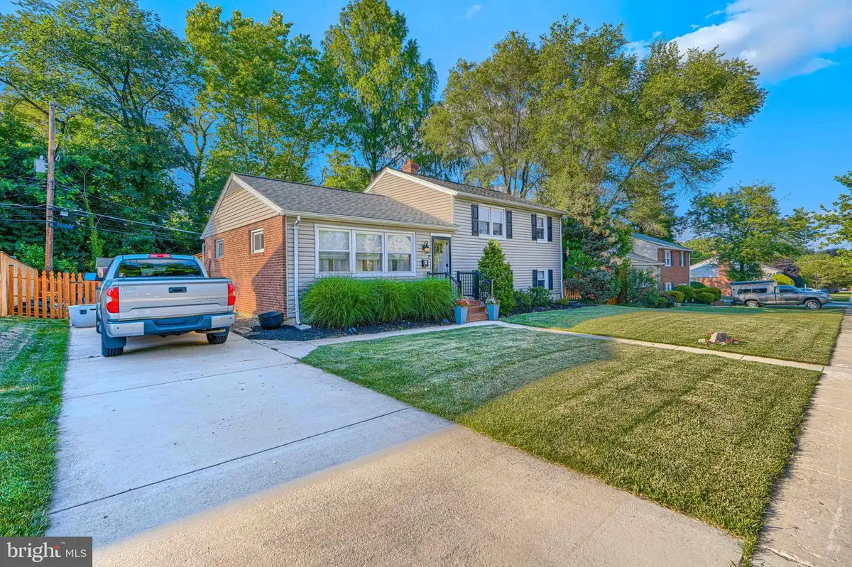 8 Ridgefield Rd, Lutherville Timonium, MD 21093 - #1