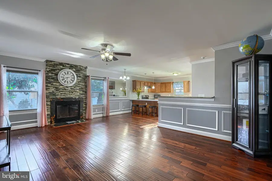 516 Lafayette Ave, Catonsville, MD 21228 - #3