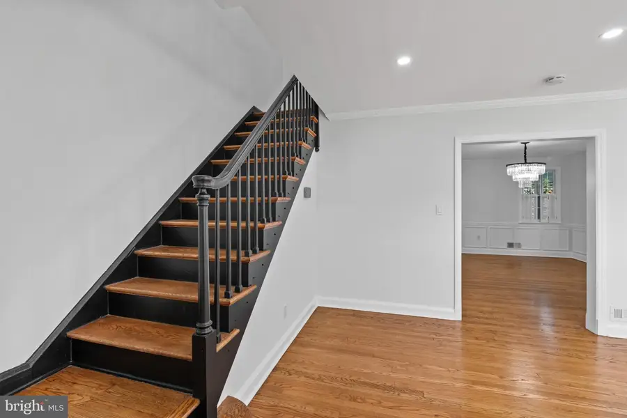 327 Stratford Rd, Baltimore, MD 21228 - #3