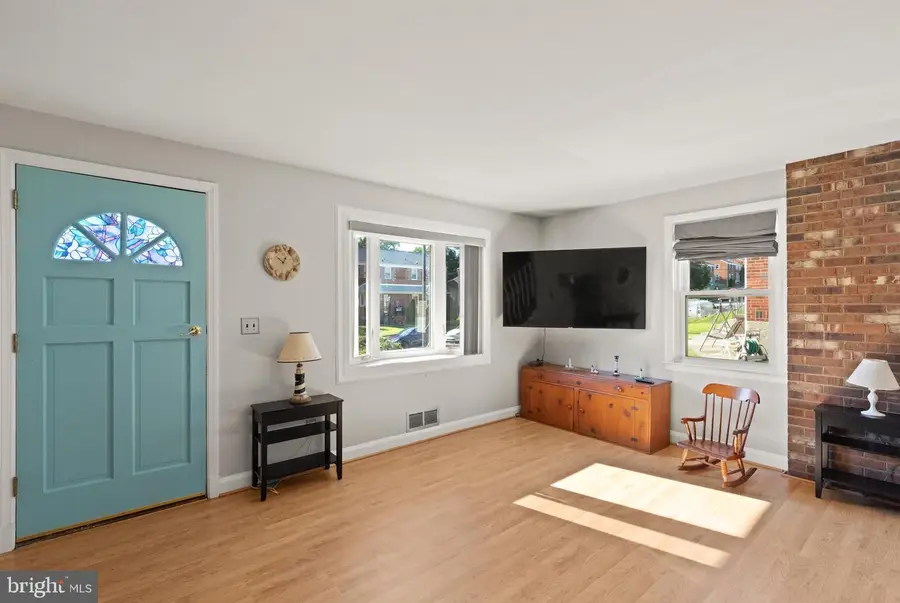127 Lyndale Ave, Nottingham, MD 21236 - #3