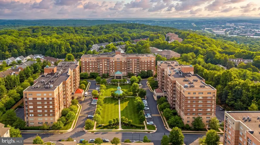 12240 Roundwood Rd #509, Lutherville Timonium, MD 21093 - #2