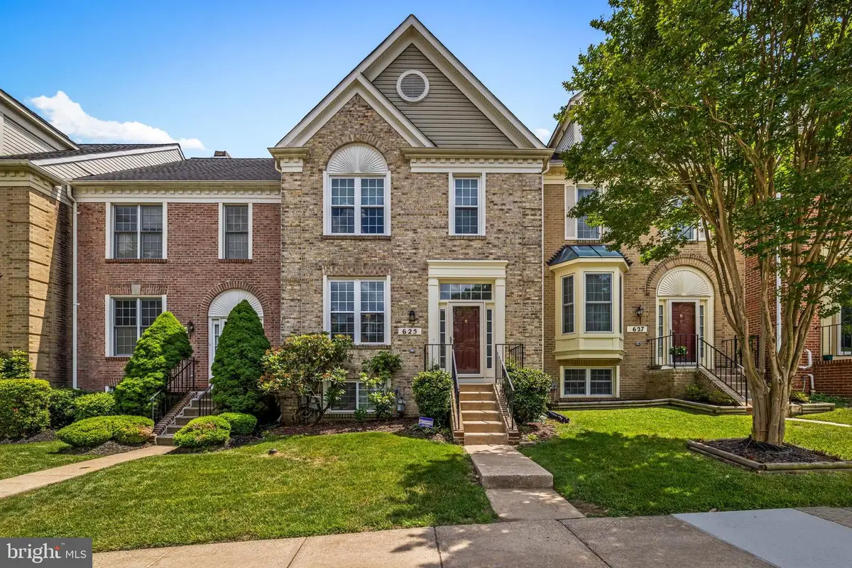 625 Lavenham Ct, Lutherville Timonium, MD 21093 - #1