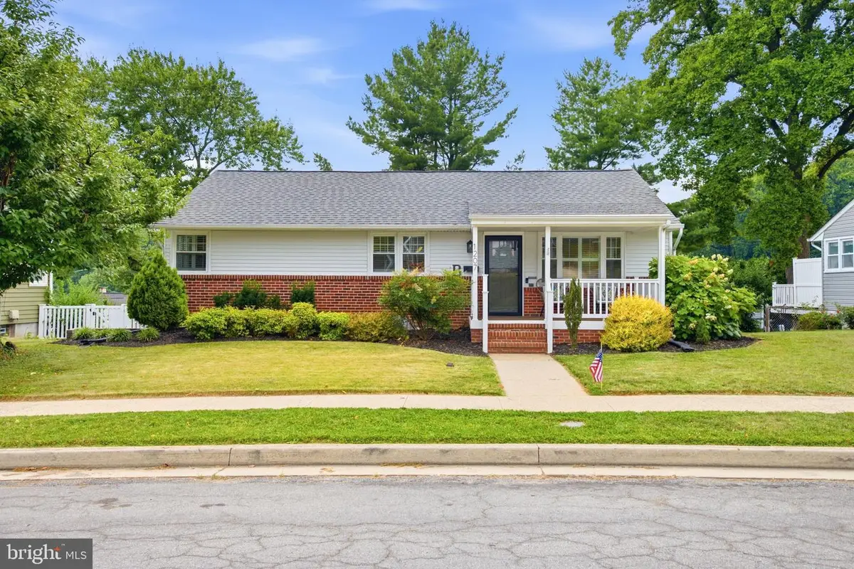 1207 Mccurley Ave, Catonsville, MD 21228 - #1