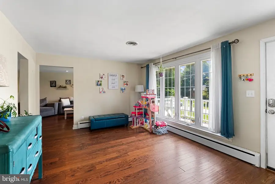 504 Spring Ave, Lutherville Timonium, MD 21093 - #3