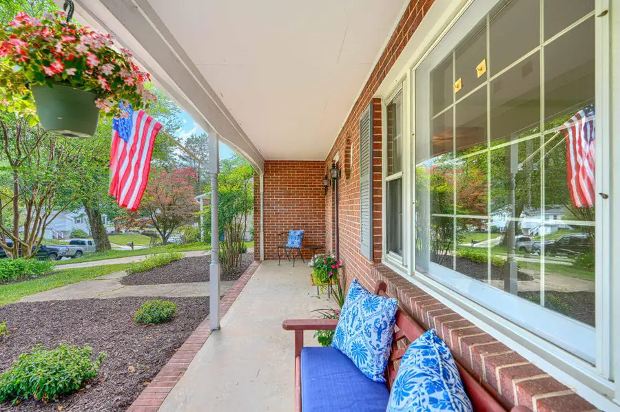 6 Fireoak Ct, Cockeysville, MD 21030 - #2