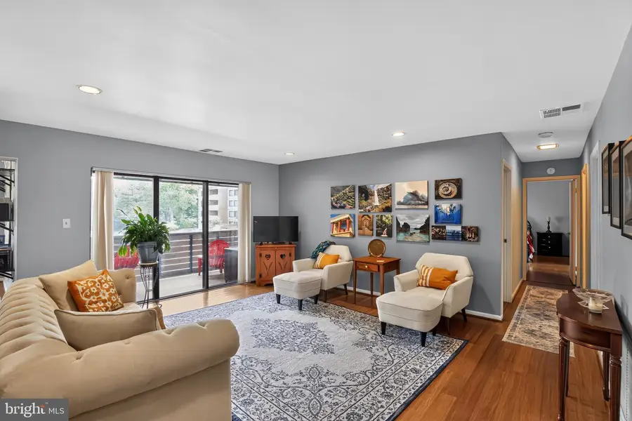 4 Candlemaker Ct #205, Baltimore, MD 21208 - #2
