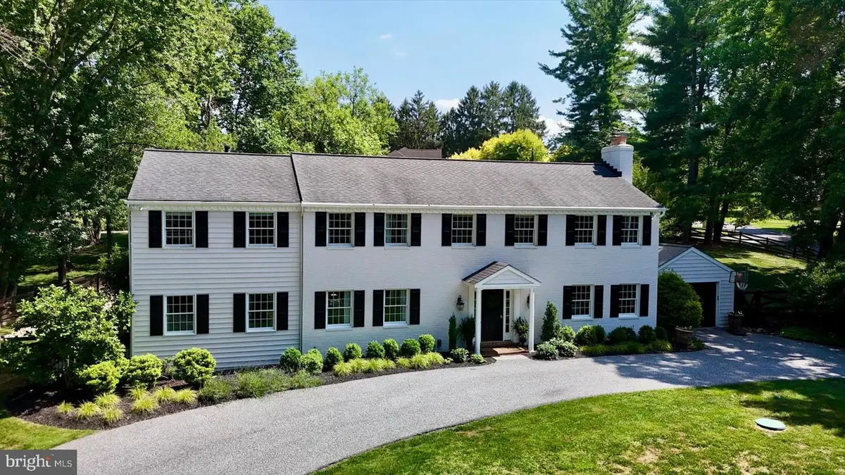 11 Hickory Meadow Rd, Cockeysville, MD 21030 - #1