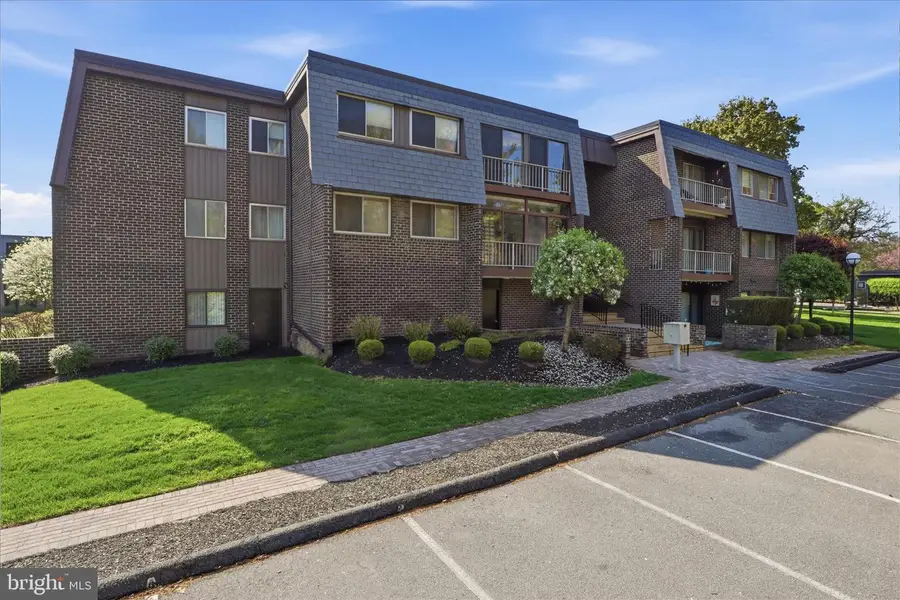 8 Stonehenge Cir #8-7, Baltimore, MD 21208 - #3