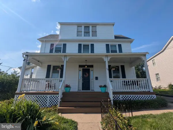 38 Melrose Ave, CATONSVILLE, MD 21228
