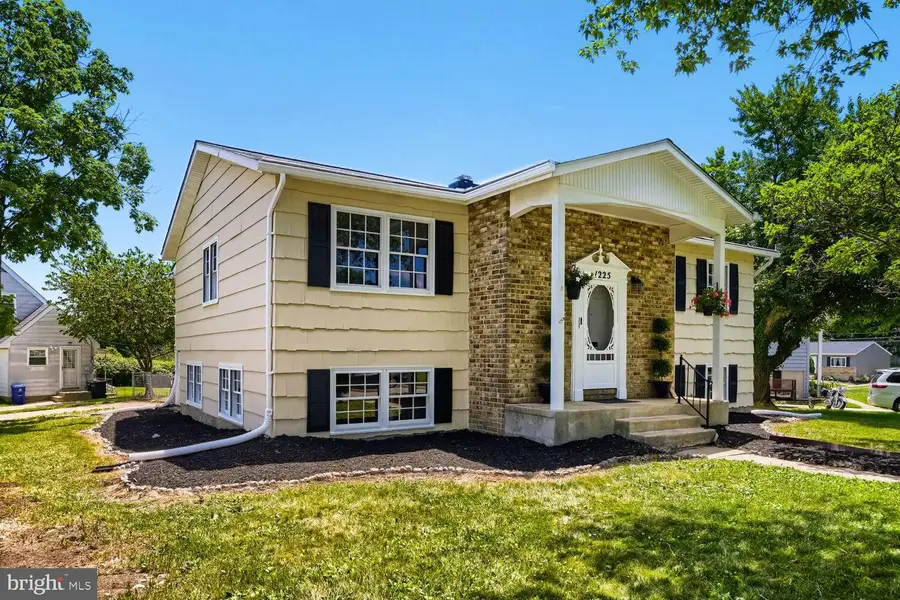1225 Canberwell Rd, Catonsville, MD 21228 - #2