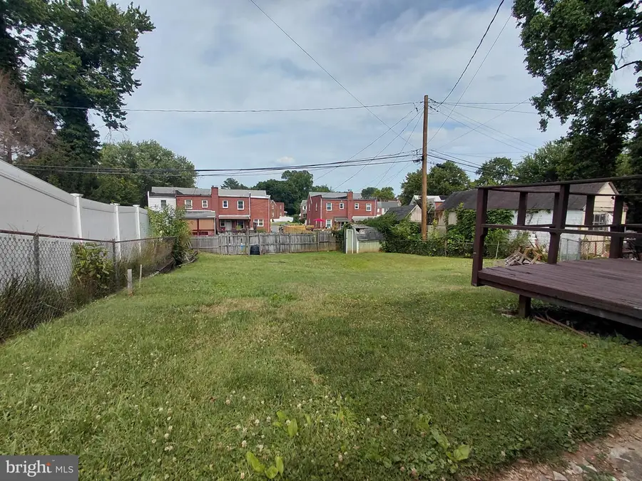 302 Dale Ave, Baltimore, MD 21206 - #3