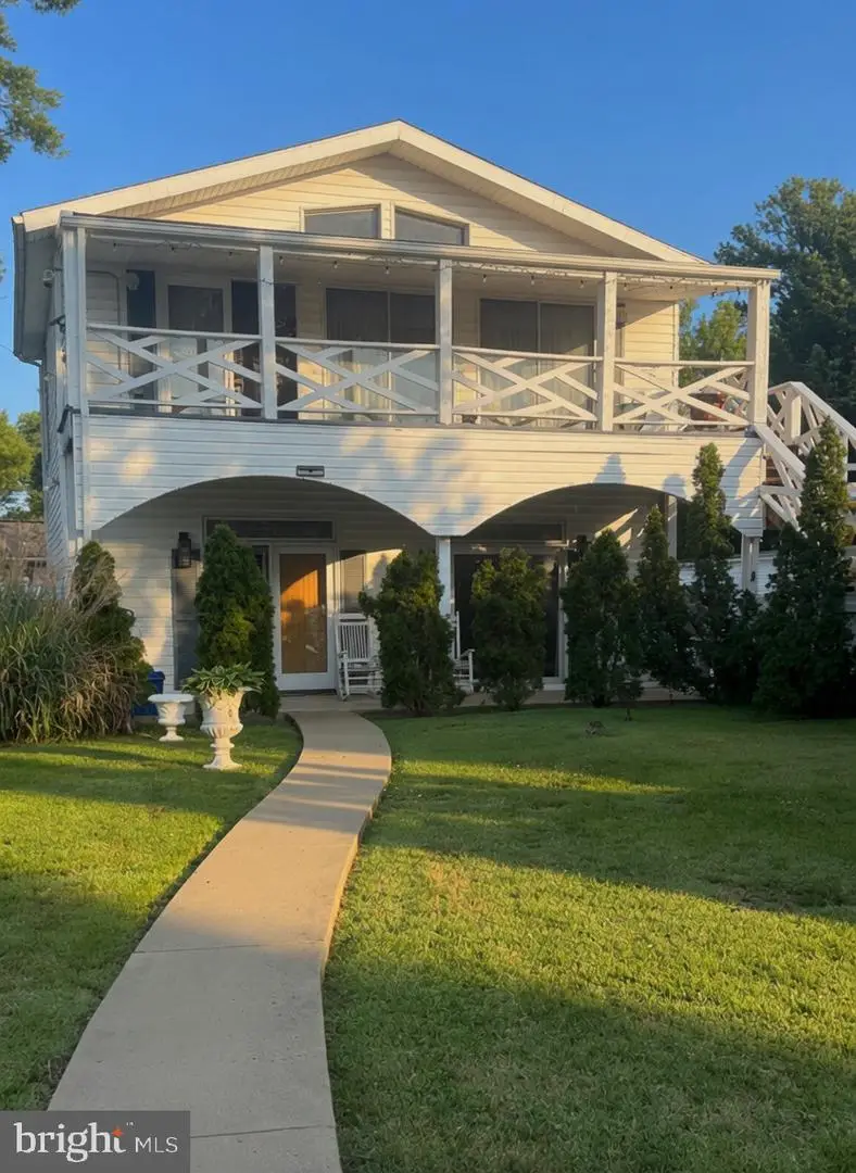 2528 Lodge Farm Rd, Sparrows Point, MD 21219 - #2