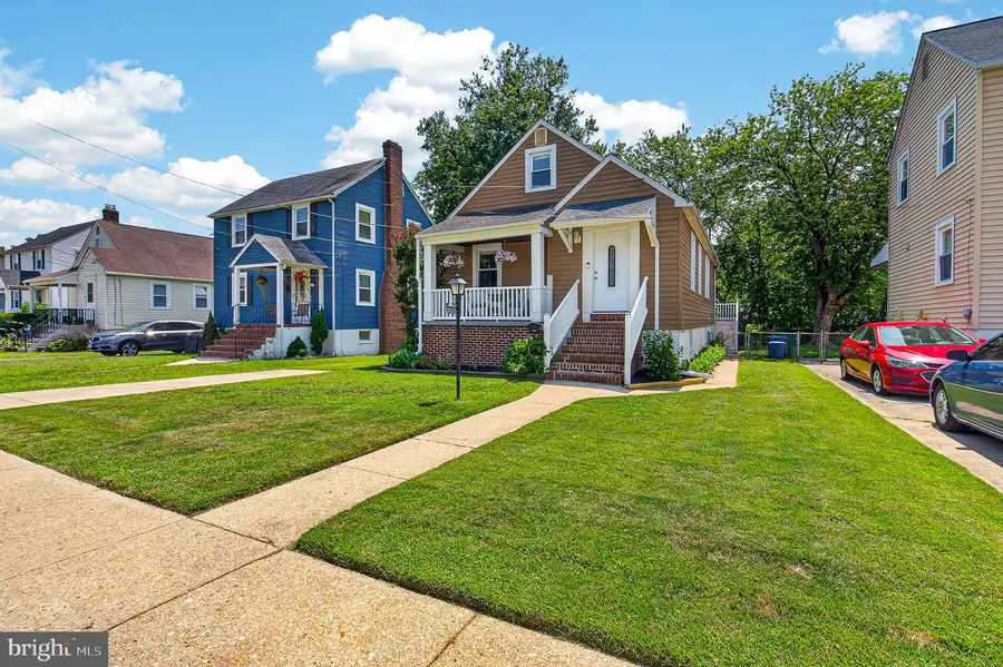 3035 Parktowne Rd, Parkville, MD 21234 - #2