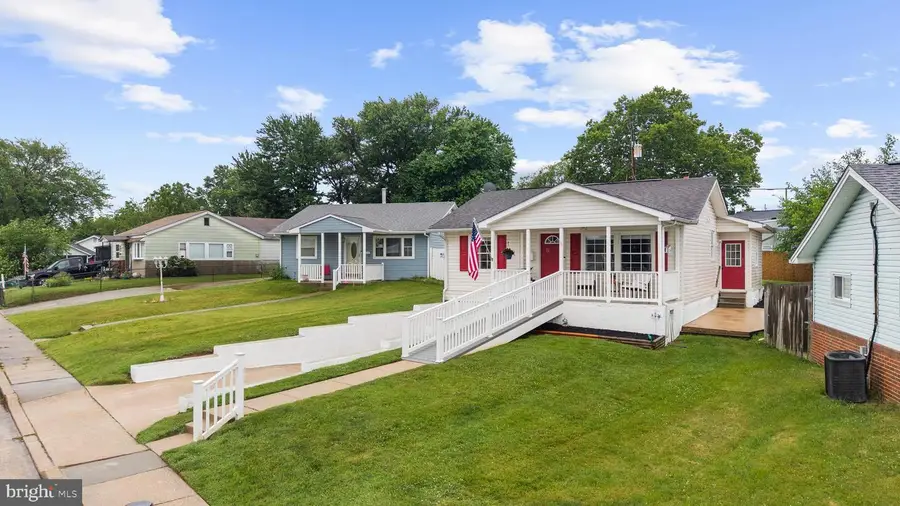16 Propeller Dr, Baltimore, MD 21220 - #2