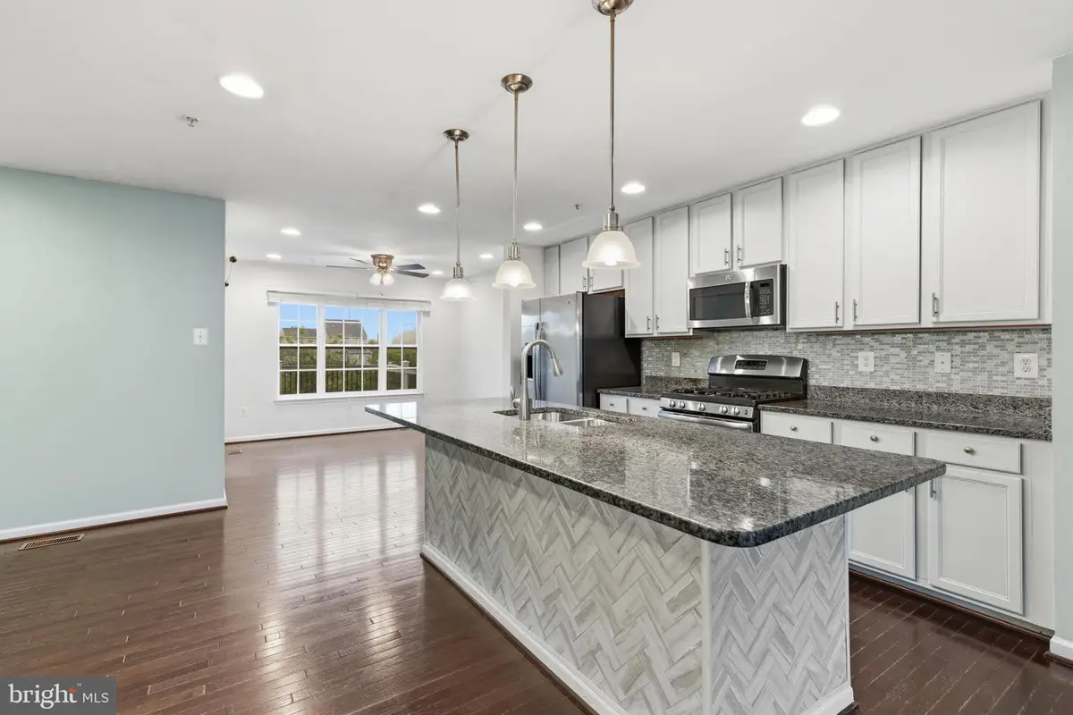 8529 Stansbury Lake Dr, Baltimore, MD 21222 - #1