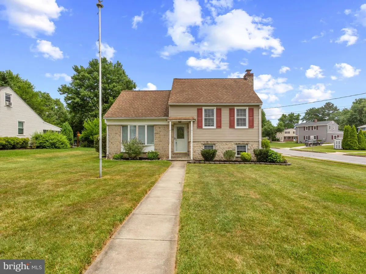 2109 Arlonne Dr, Catonsville, MD 21228 - #1