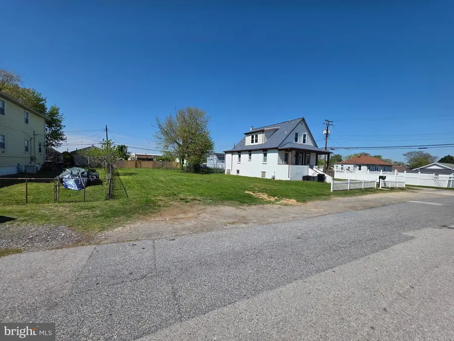 12 Centre Ave, Dundalk, MD 21222 - #2