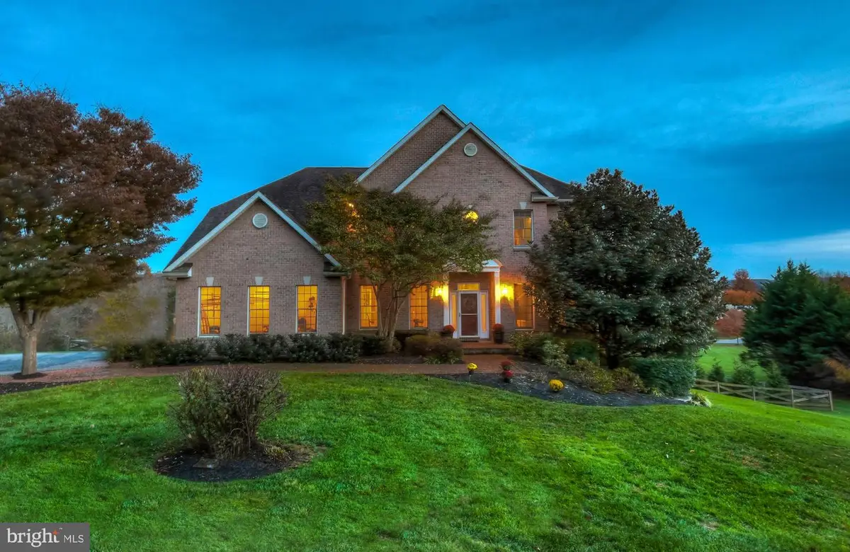 106 Graystone Farm Rd, White Hall, MD 21161 - #1