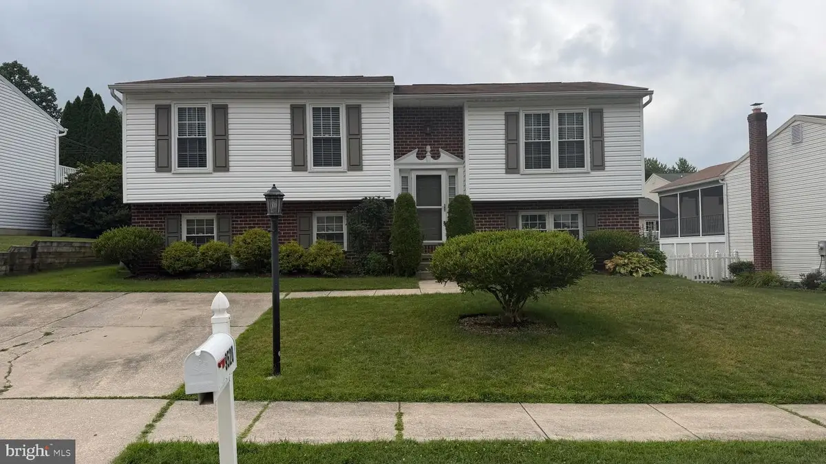 9520 Oakbranch Way, Baltimore, MD 21236 - #1