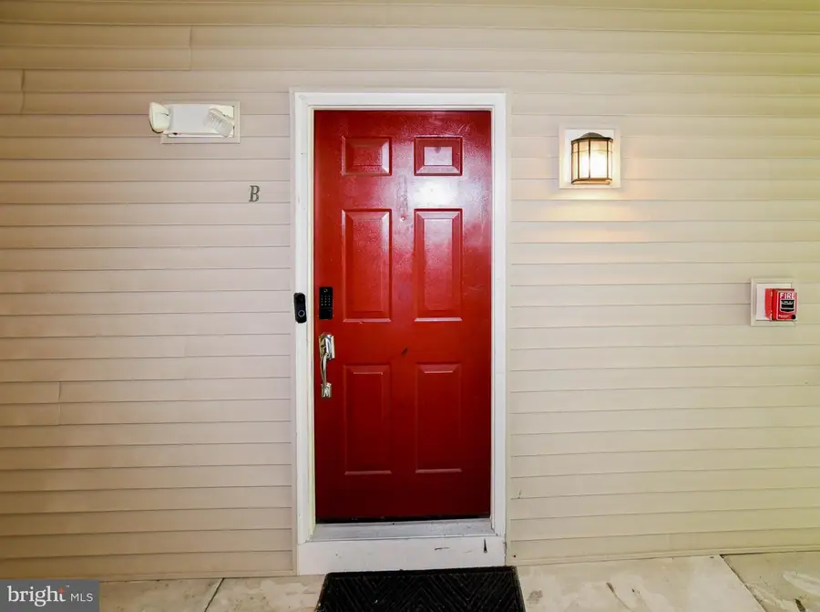 2203-b Falls Gable Ln #b, Baltimore, MD 21209 - #2