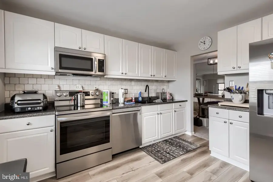 8 Juliet Ln #304, Nottingham, MD 21236 - #3