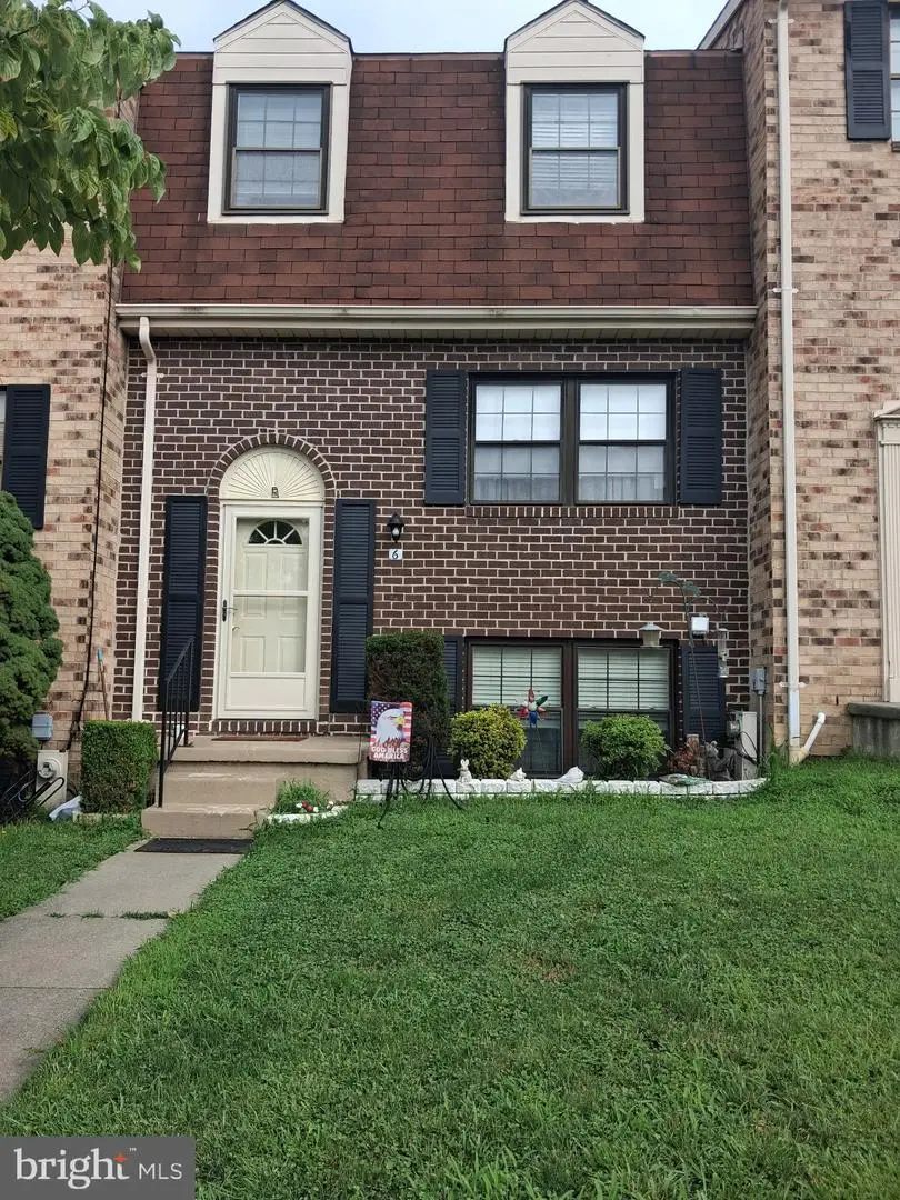 6 Keen Mill Ct, Catonsville, MD 21228 - #1