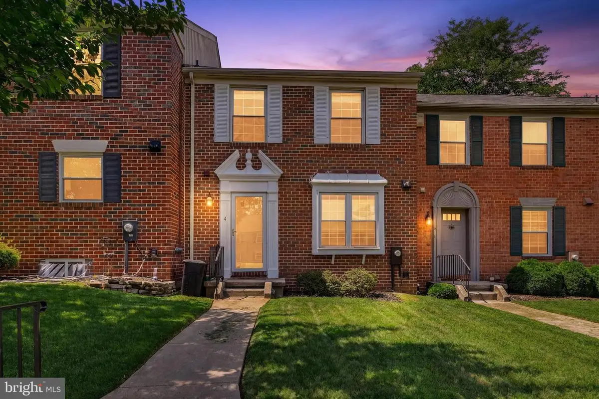 4 Castlebar Ct, Lutherville Timonium, MD 21093 - #1