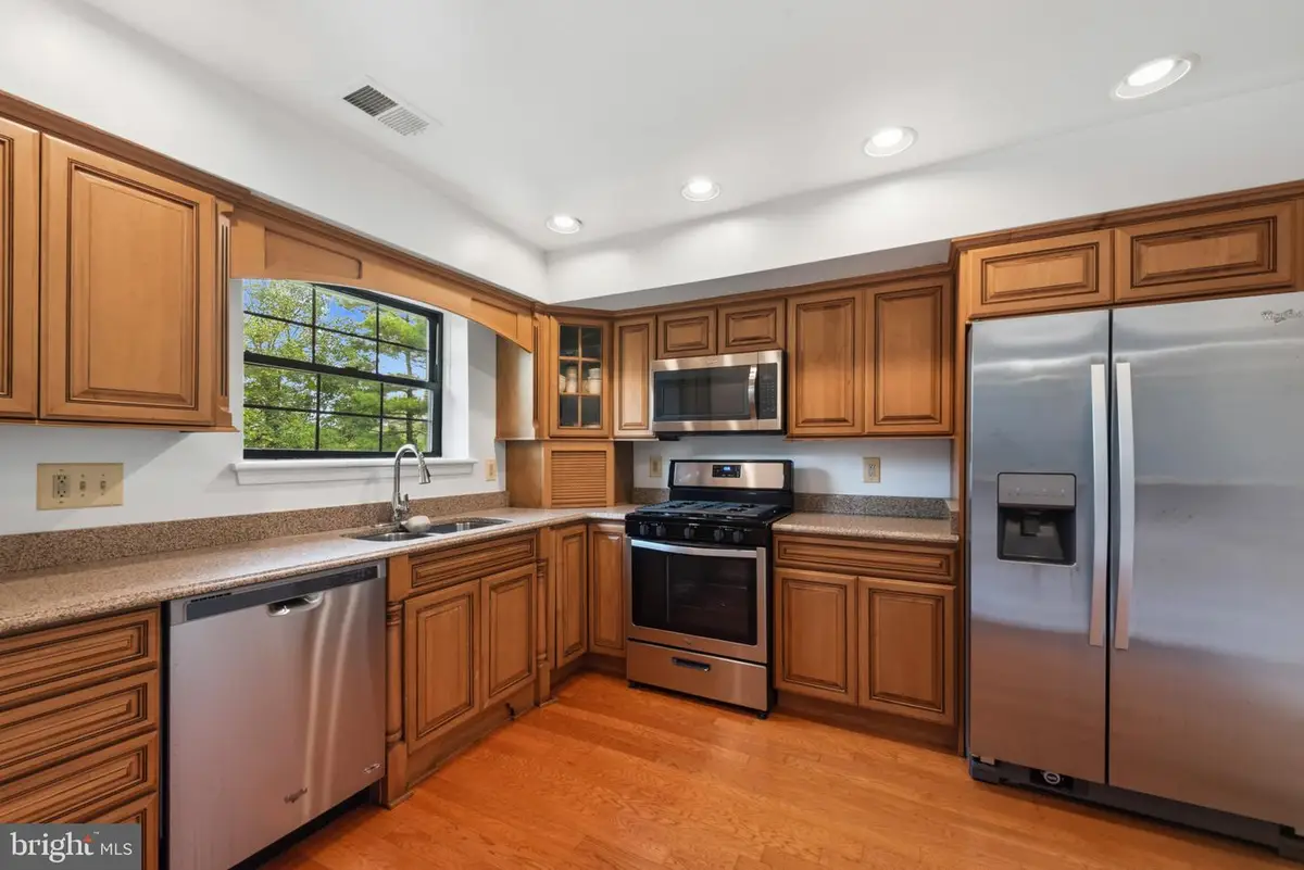 22 Alanbrooke Ct #22e, Towson, MD 21204 - #1