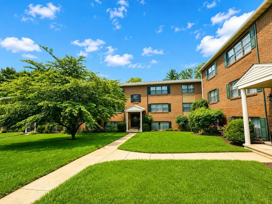 22 Alanbrooke Ct #22e, Towson, MD 21204 - #3
