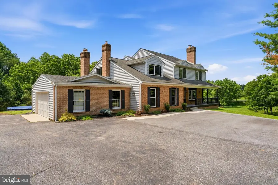 12424 Falls Rd, Cockeysville, MD 21030 - #2