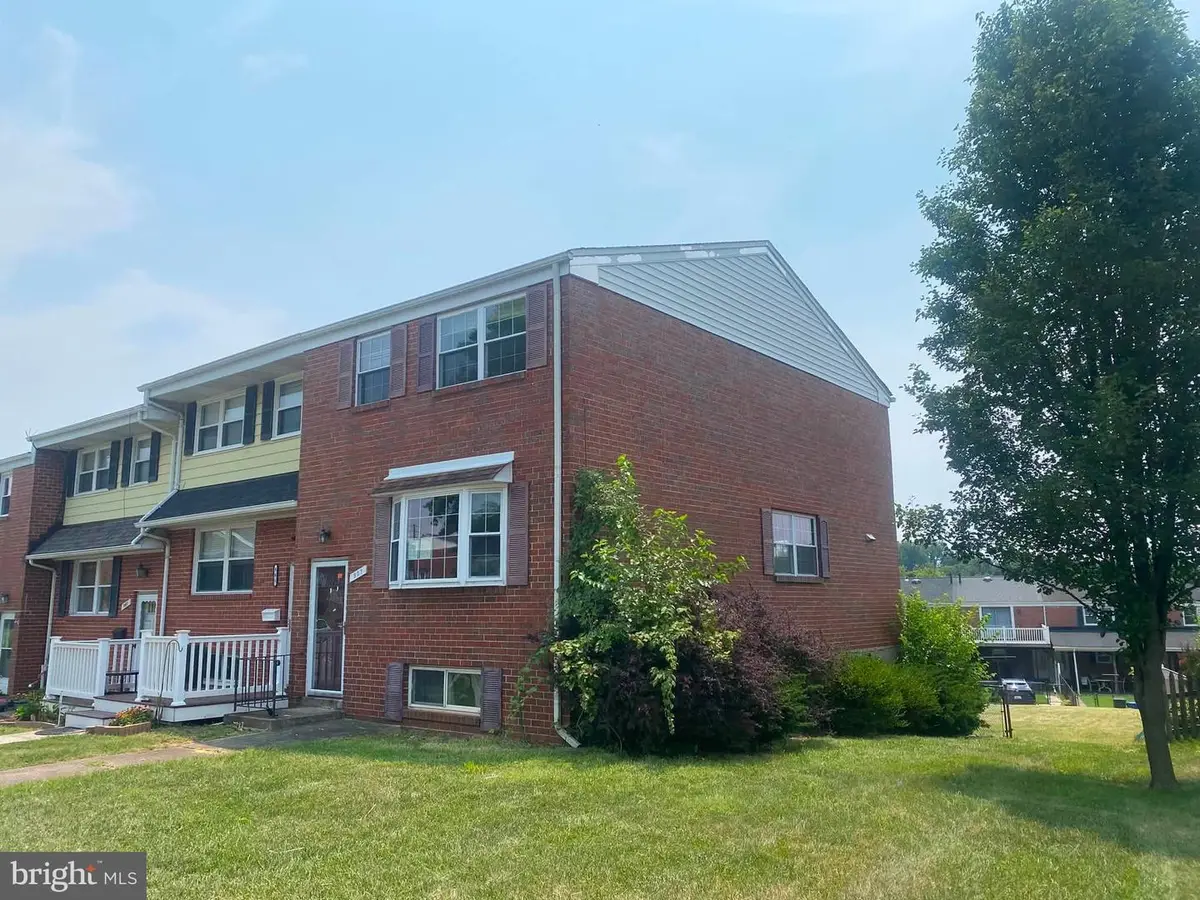 907 Stormont Cir, Baltimore, MD 21227 - #1