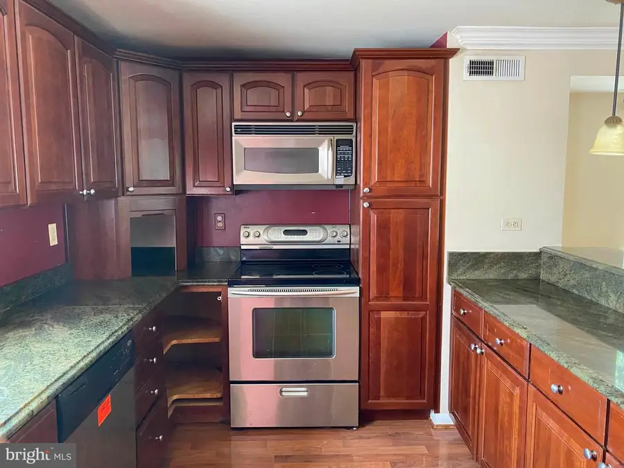 907 Stormont Cir, Baltimore, MD 21227 - #3