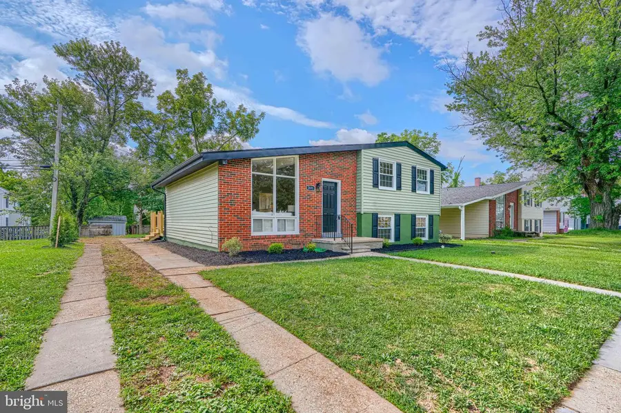 2831 Rona Rd, Baltimore, MD 21207 - #3