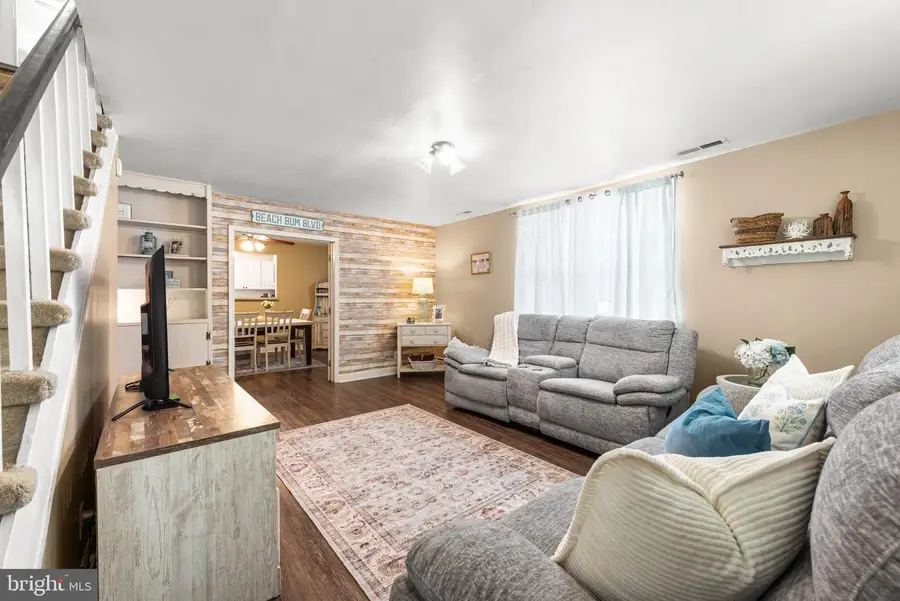 8011 Shore Rd, Baltimore, MD 21219 - #2