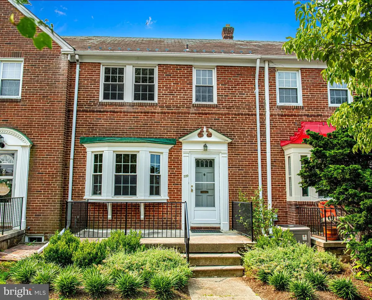 229 Dumbarton Rd, Baltimore, MD 21212 - #1