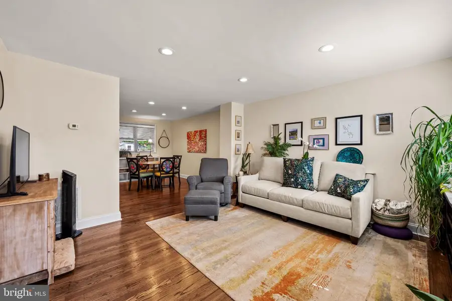 2203 Searles Rd, Dundalk, MD 21222 - #2