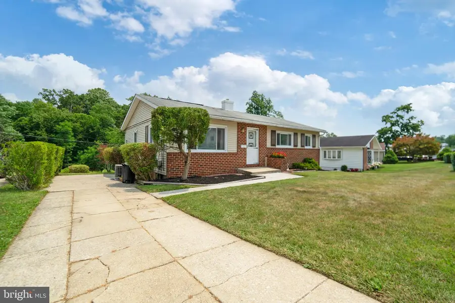 6812 Fox Meadow Rd, Baltimore, MD 21207 - #2