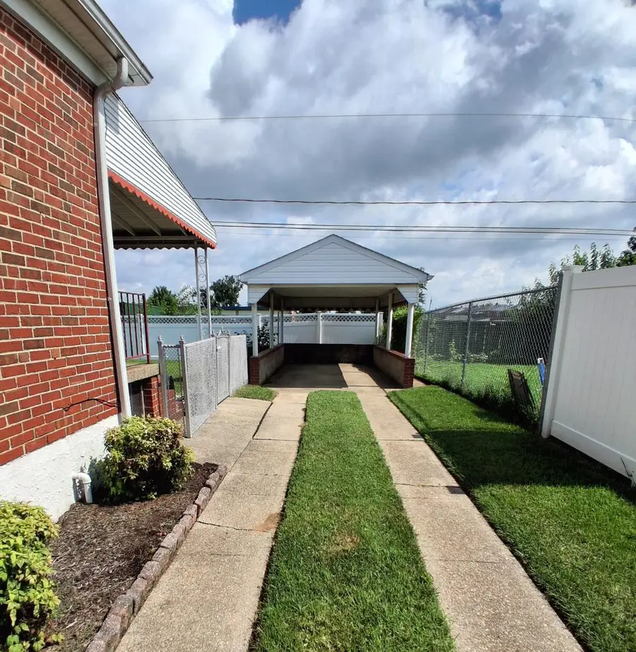 7926 Diehlwood Rd, Baltimore, MD 21222 - #3