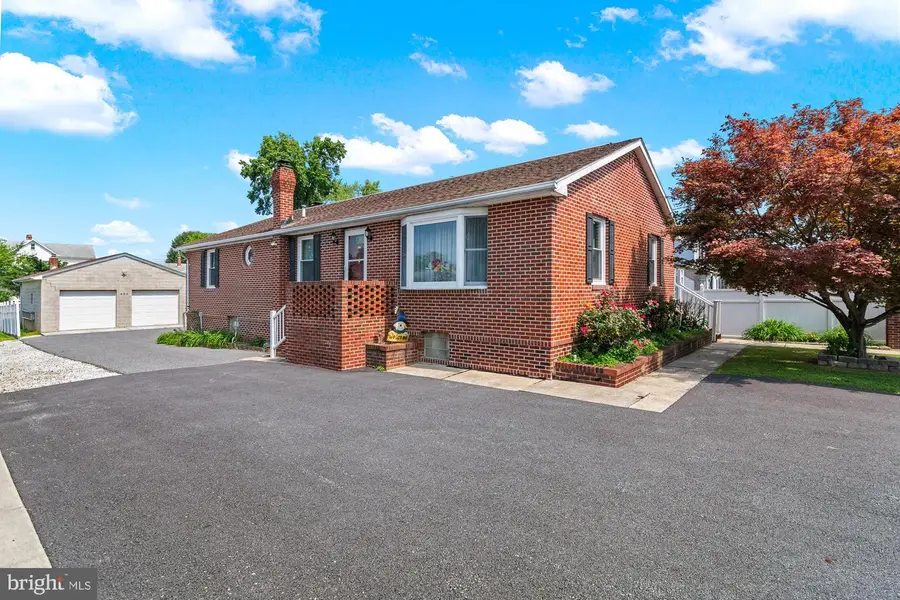 402 Delaware Ave, Baltimore, MD 21221 - #3