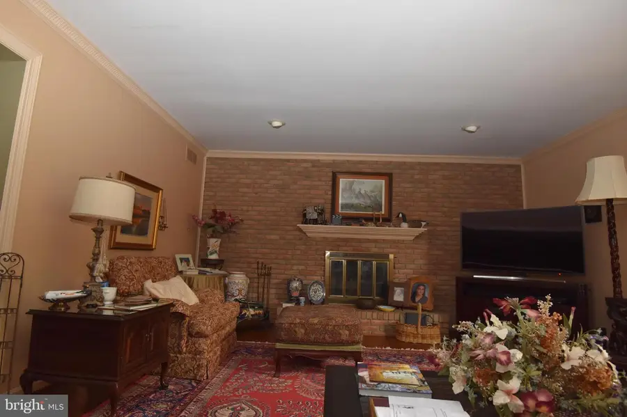 11202 Old Carriage Rd, Glen Arm, MD 21057 - #2