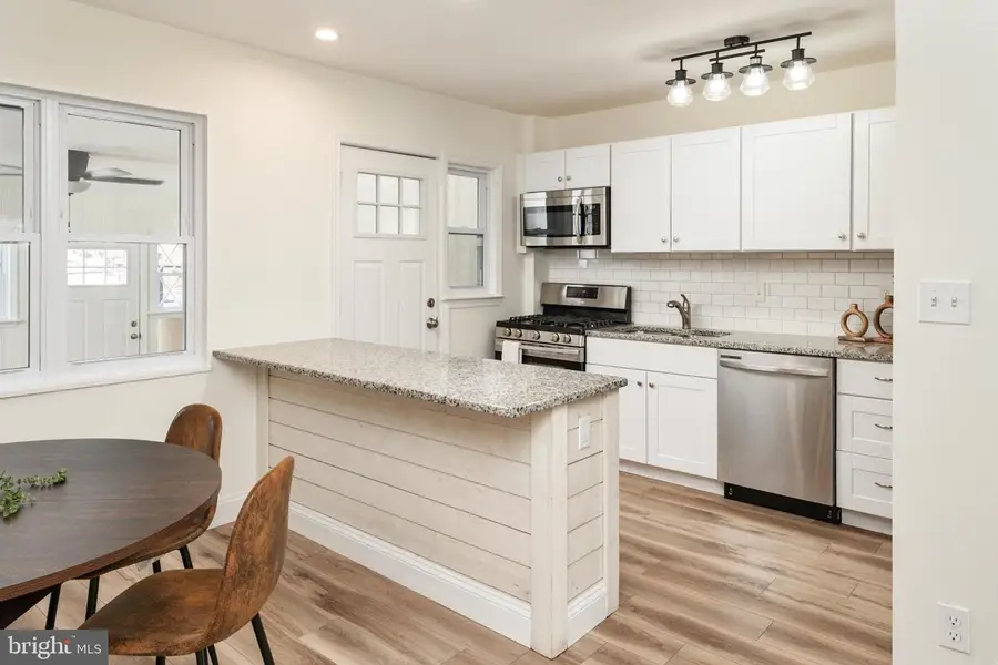 7920 Charlesmont Rd, Dundalk, MD 21222 - #2
