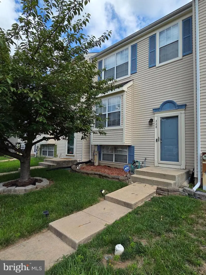 228 Oak Leaf, Halethorpe, MD 21227 - #1