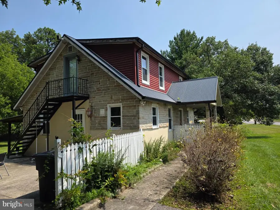 7134 Dogwood Rd, Windsor Mill, MD 21244 - #3
